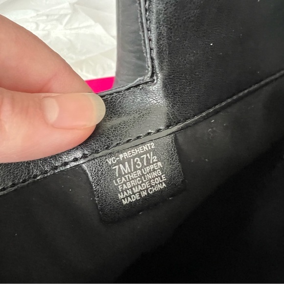 Like new! Original Box! VINCE CAMUTO PRESHENT RIDING BOOT - Wide Calf - Picture 15 of 16